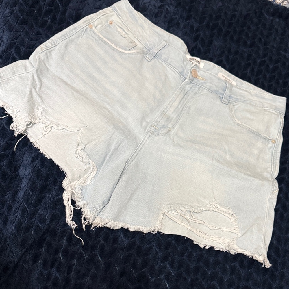 Kensie light Blue Distressed Denim Shorts
